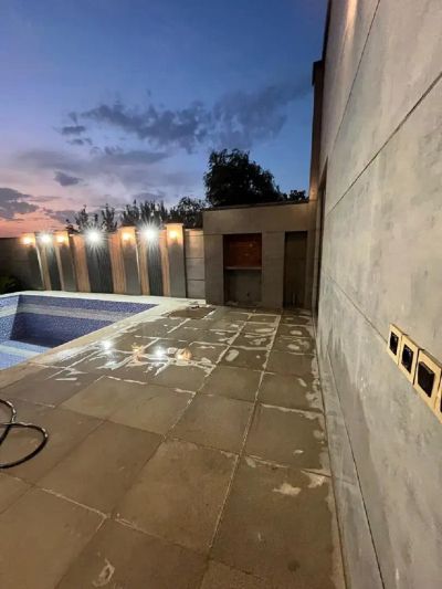 ویلا 250 متری دو خوابه در شهرک زعفرانیه کرج