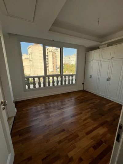 آپارتمان 175 متری سه خوابه در ولنجک تهران