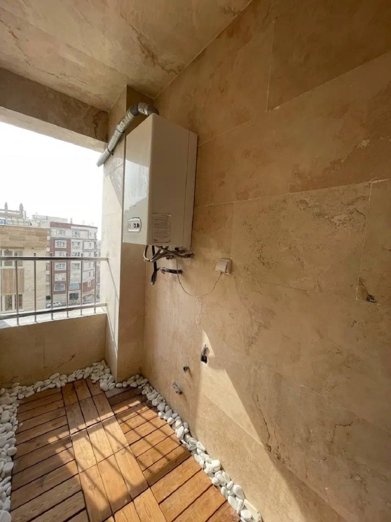 آپارتمان 102 متری دو خوابه در جنت آباد شمالی تهران13701924775