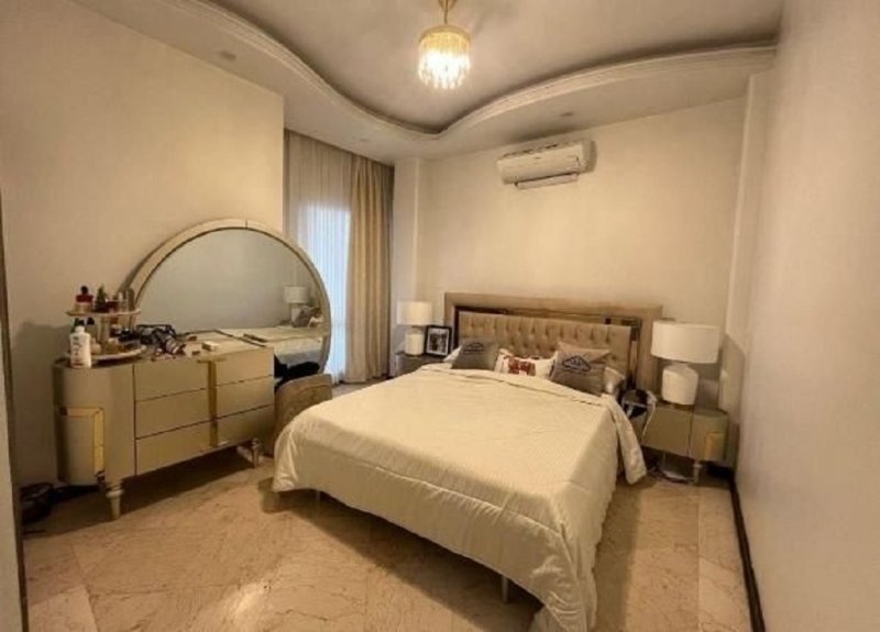 آپارتمان 126 متری سه خوابه در جنت آباد مرکزی تهران13700724748