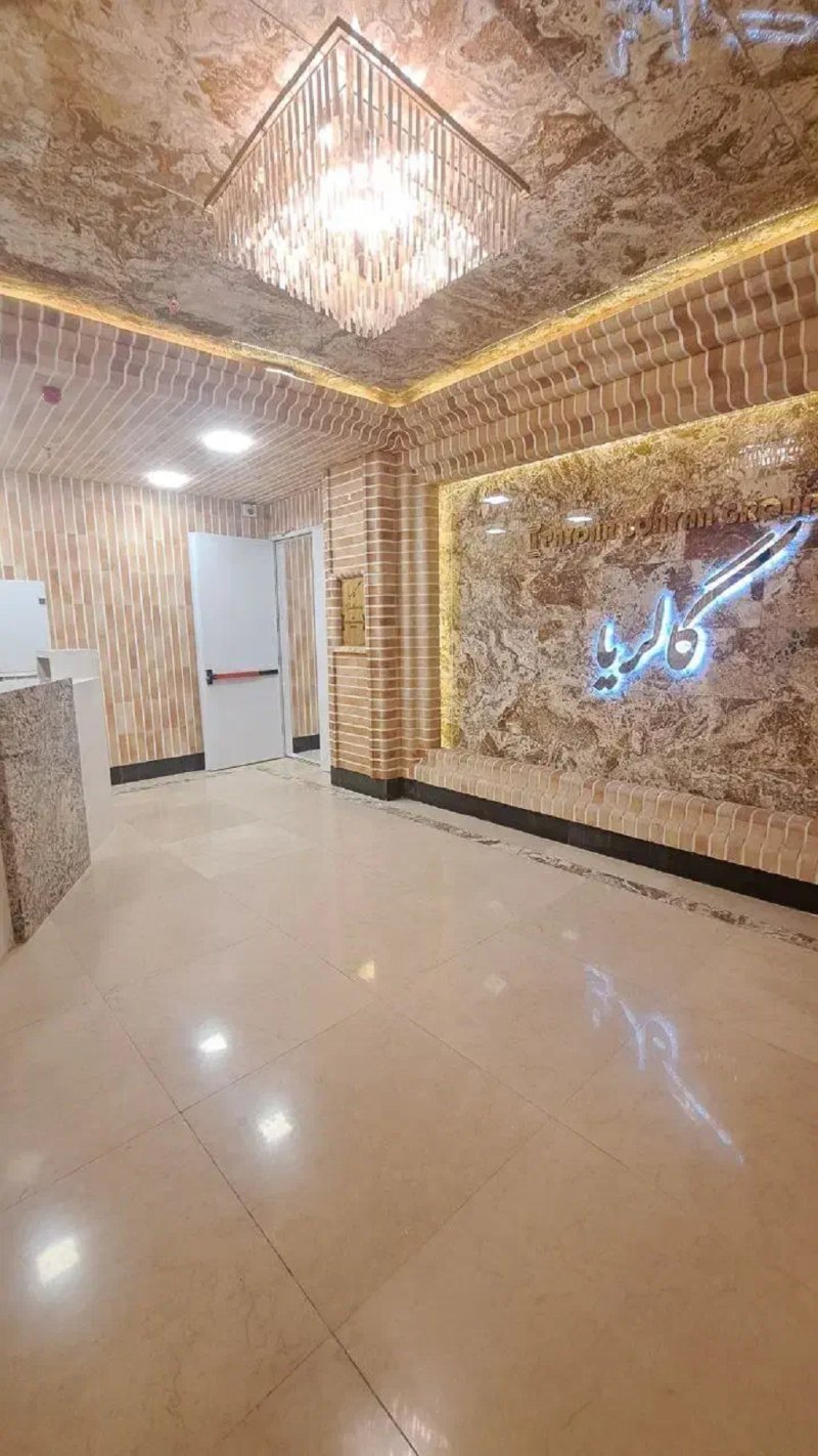 اداری 65 متری یک خوابه در پونک تهران13706824870