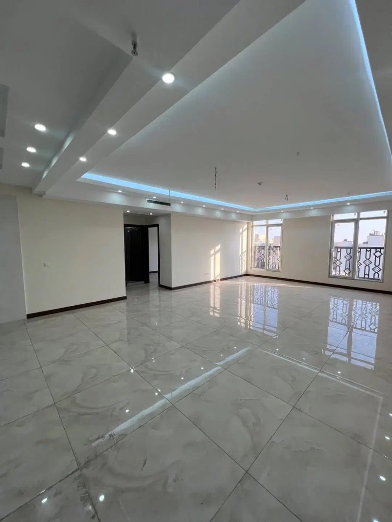 آپارتمان 105 متری دو خوابه در جنت آباد جنوبی تهران13702224786