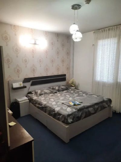 آپارتمان 82 متری دو خوابه در گلبهار