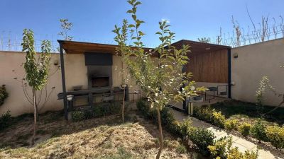 ویلا 420 متری دو خوابه در چهارباغ کرج