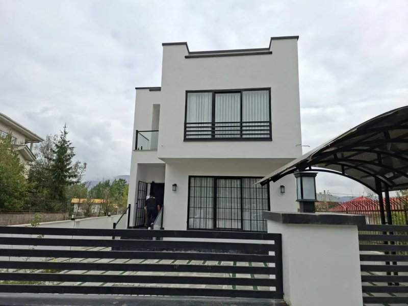 ویلا 220 متری سه خوابه در کلاردشت13709024909