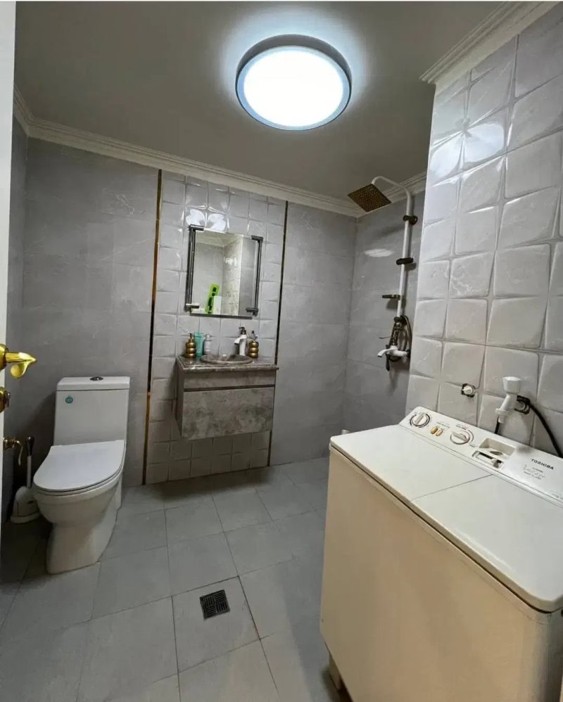 آپارتمان 135 متری سه خوابه در جنت آباد جنوبی تهران13703324829