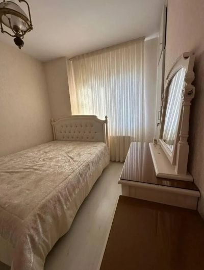 آپارتمان 84 متری یک خوابه در جنت آباد مرکزی تهران