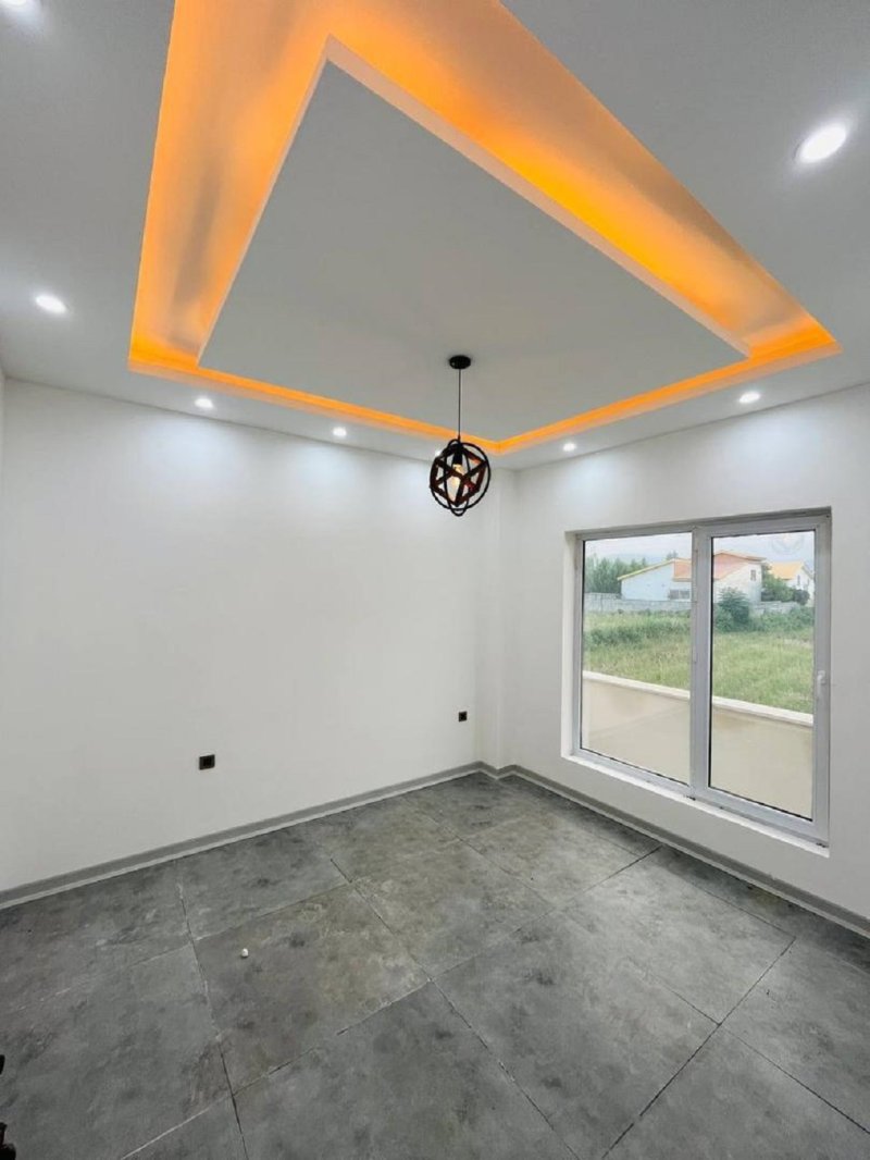 ویلا 260 متری سه خوابه در امیرآباد چمستان13703824844