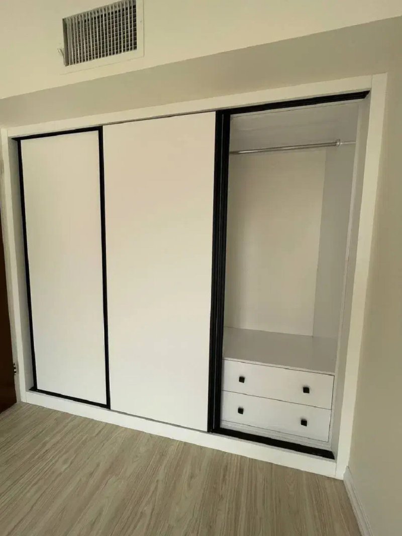 آپارتمان 102 متری دو خوابه در جنت آباد شمالی تهران13701924774