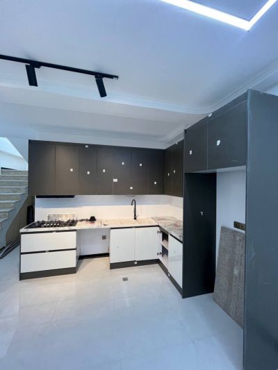 ویلا 250 متری سه خوابه در چمستان