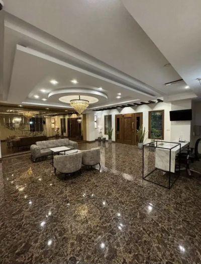 آپارتمان 80 متری دو خوابه در حکمت تهران