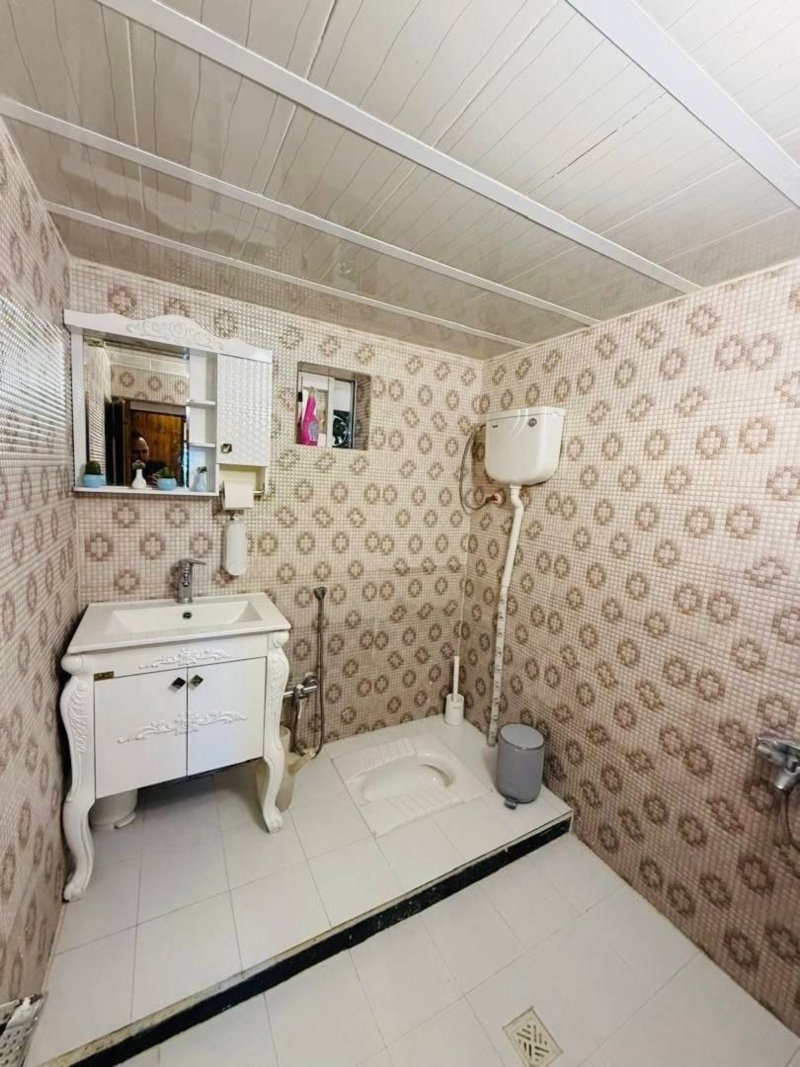 ویلا 200 متری در امیرآباد چمستان13716625154