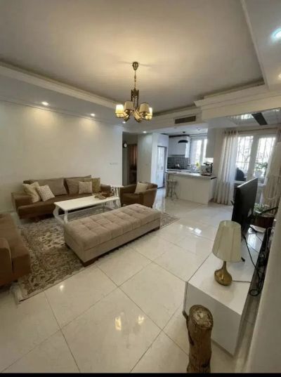 آپارتمان 80 متری دو خوابه در حکمت تهران