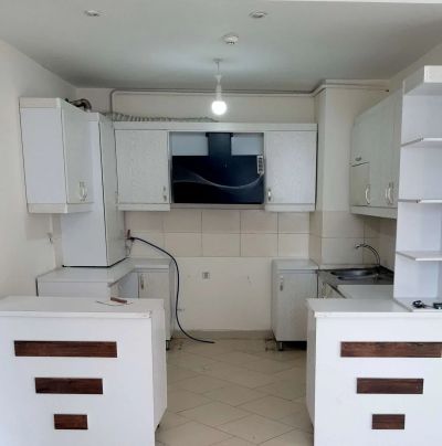 آپارتمان 80 متری دو خوابه در گلبهار