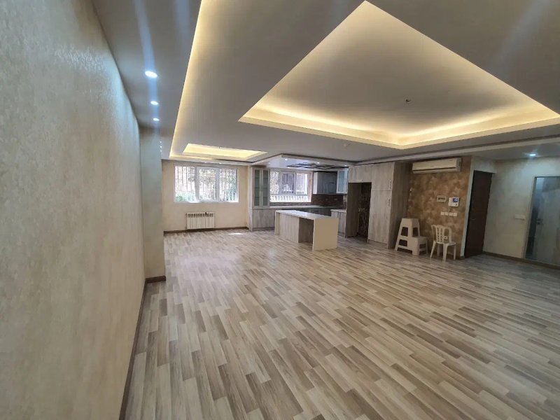 آپارتمان 140 متری سه خوابه در شاهین تهران13711424988