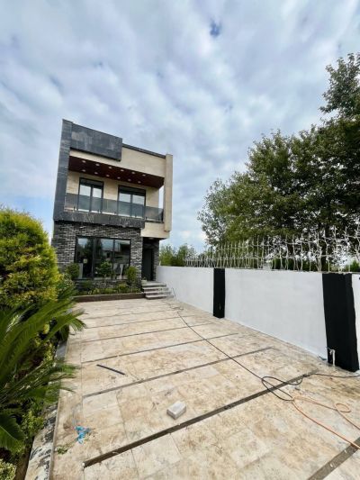 ویلا 250 متری سه خوابه در چمستان