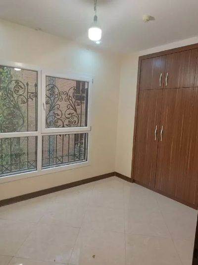 آپارتمان 130 متری سه خوابه در چیذر تهران