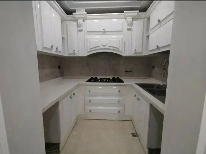 آپارتمان 270 متری سه خوابه در فرمانیه تهران13712425036