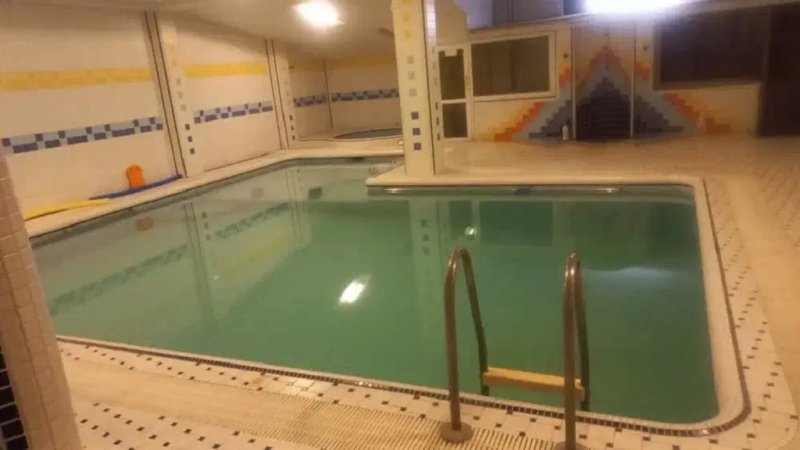 آپارتمان 100 متری دو خوابه در اختیاریه تهران13712325029