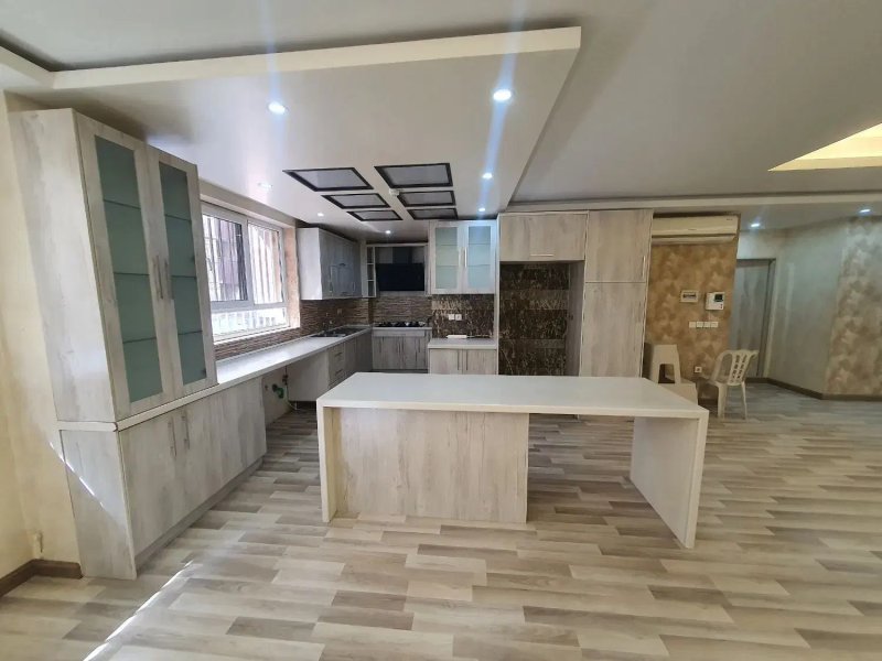 آپارتمان 140 متری سه خوابه در شاهین تهران13711424984