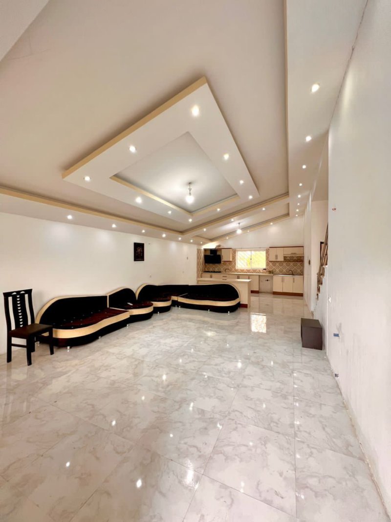 ویلا 250 متری دو خوابه در آمل13717125170