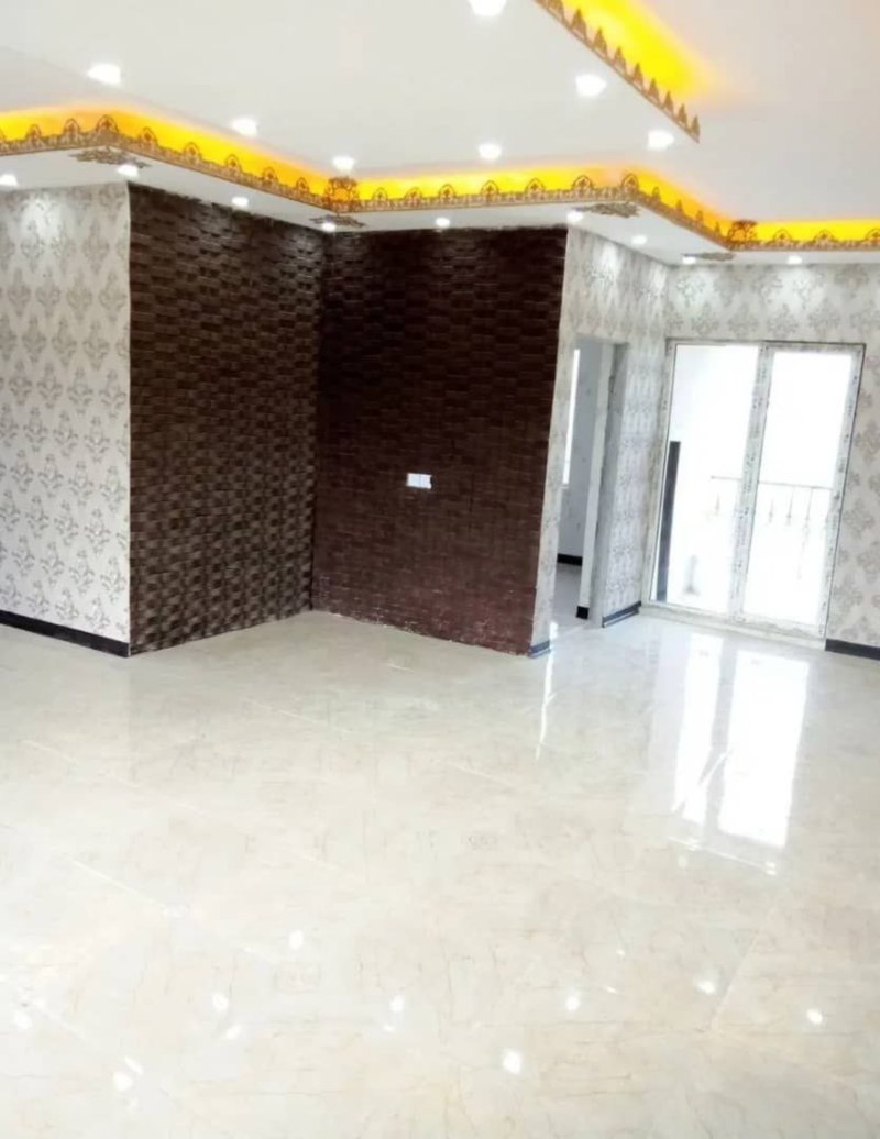 ویلا 300 متری چهارخوابه در ساییچ محله چمستان13713125082