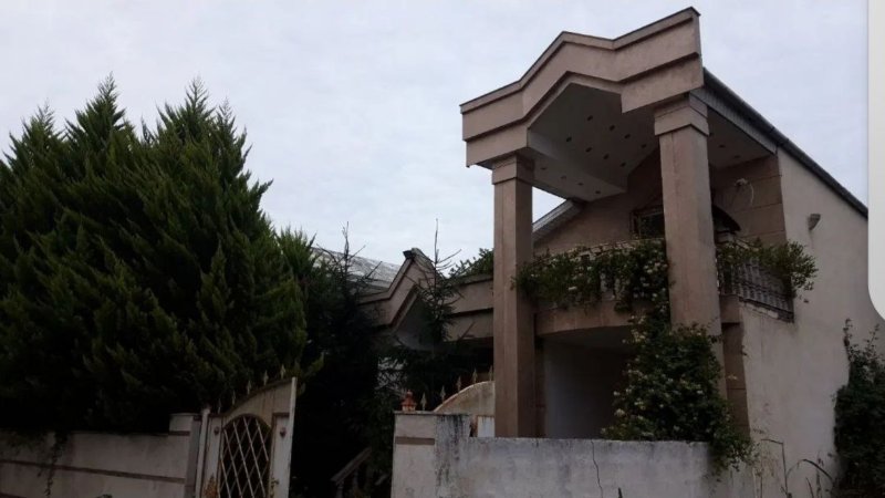 ویلا 220 متری سه خوابه در ورازده چمستان13717625179