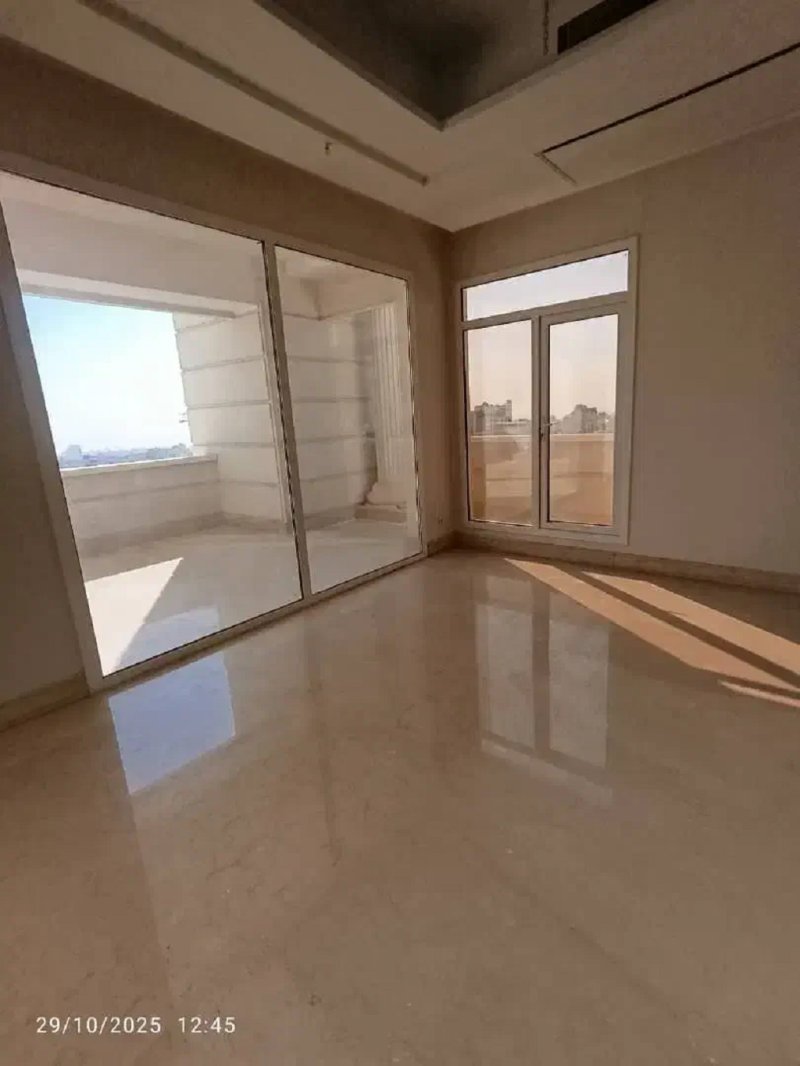 آپارتمان 460 متری چهارخوابه در فرمانیه تهران13713025067