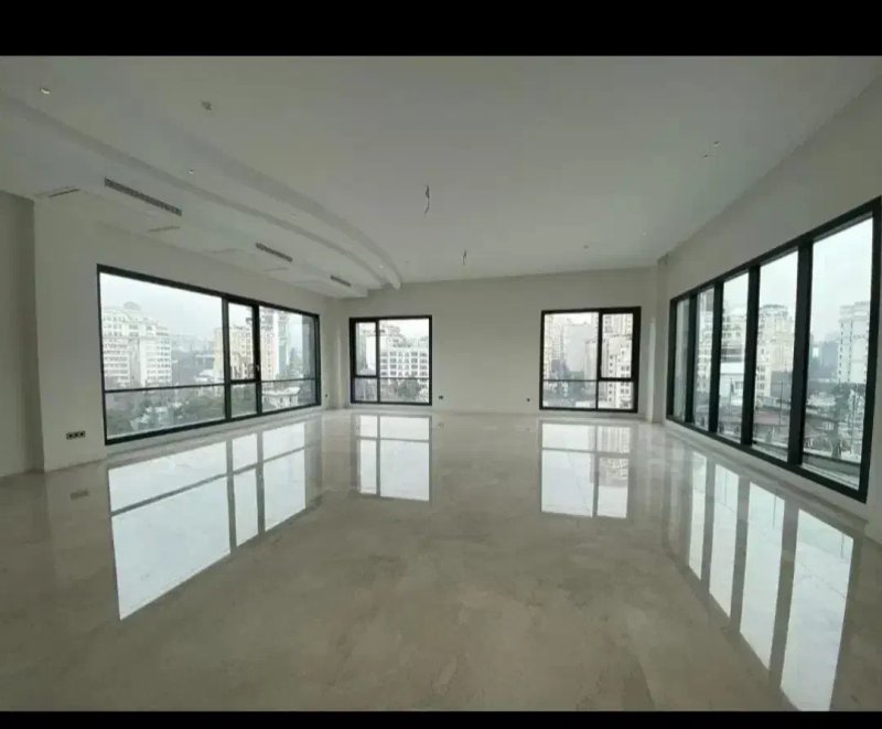 آپارتمان 250 متری سه خوابه در فرمانیه تهران13712625047