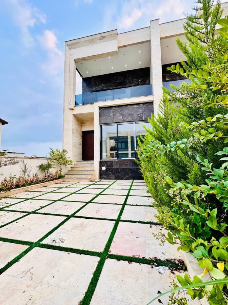 ویلا 140 متری سه خوابه در شهربند چمستان13710324964