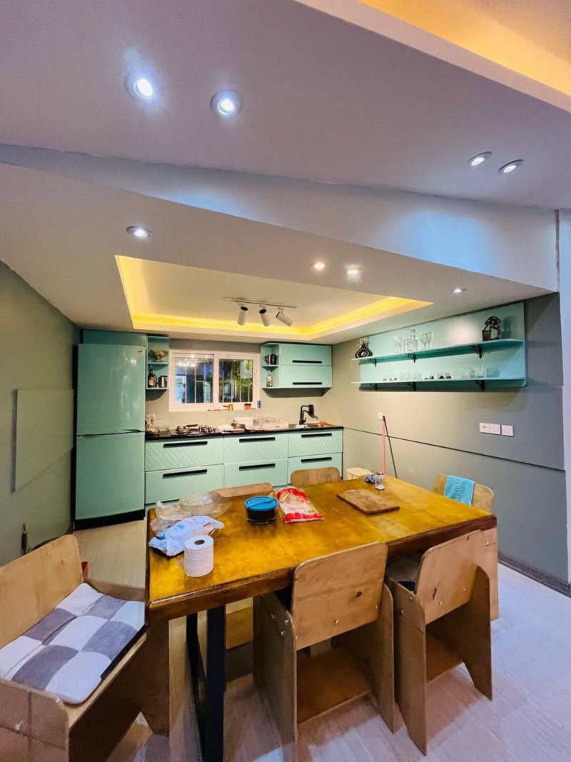 ویلا 320 متری در سعادت آباد چمستان13716425144