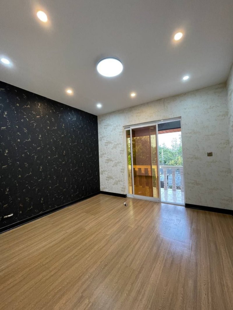 ویلا 200 متری دو خوابه در چمستان13726225364