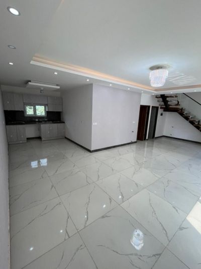 ویلا 200 متری سه خوابه در سائیج محله آمل