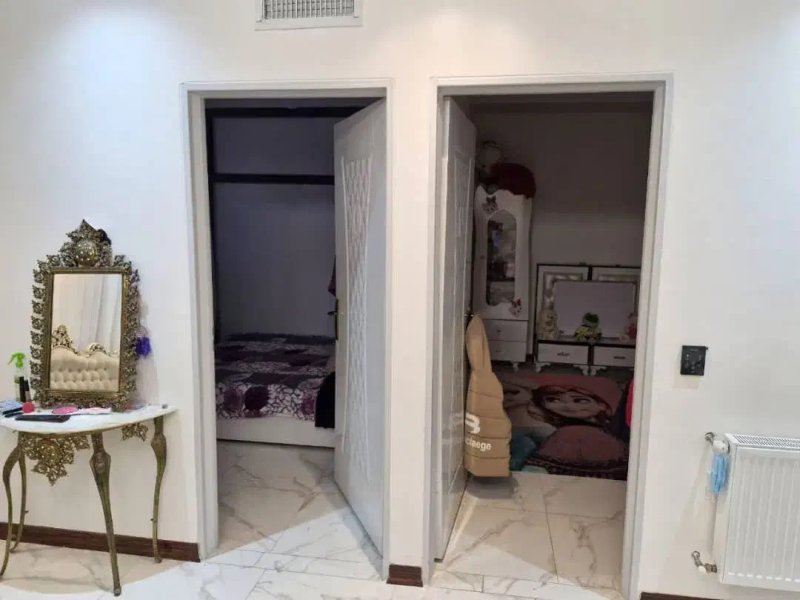 آپارتمان 90 متری دو خوابه در وائین شهریار13728125388