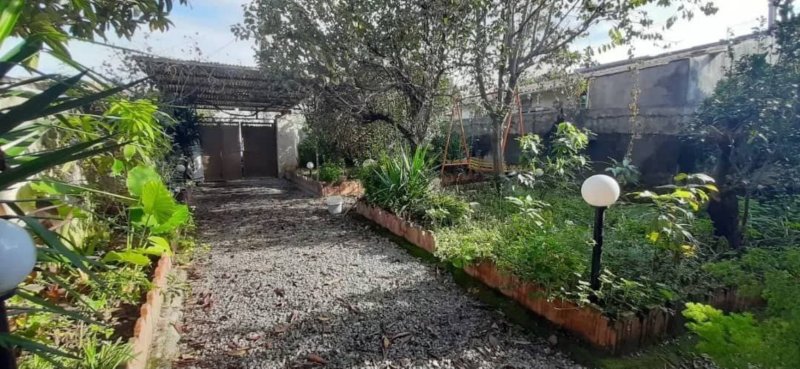 ویلا 350 متری در آمل13725325339