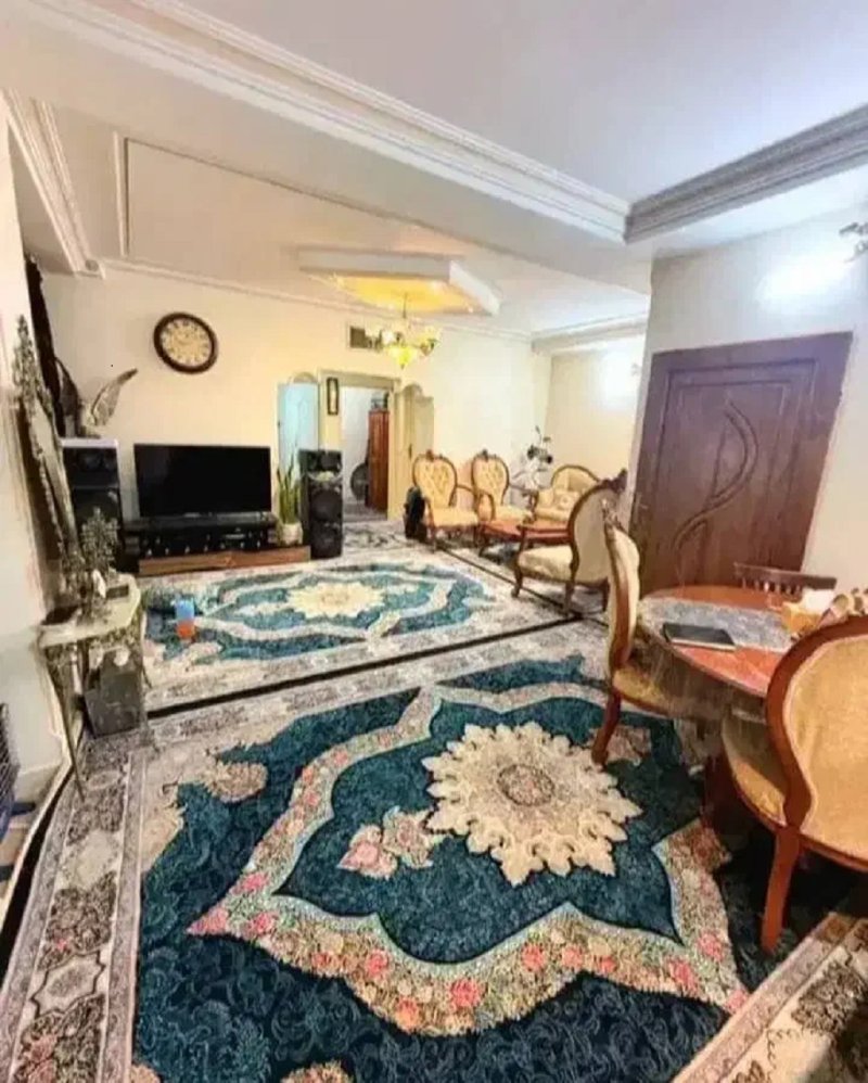 آپارتمان 72 متری دو خوابه در 20 متری امام خمینی اسلام شهر13724725325