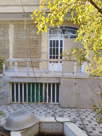 خانه 207 متری دو خوابه در بلوار آزادگان یزد