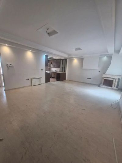 آپارتمان 94 متری دو خوابه در تهرانپارس غربی تهران