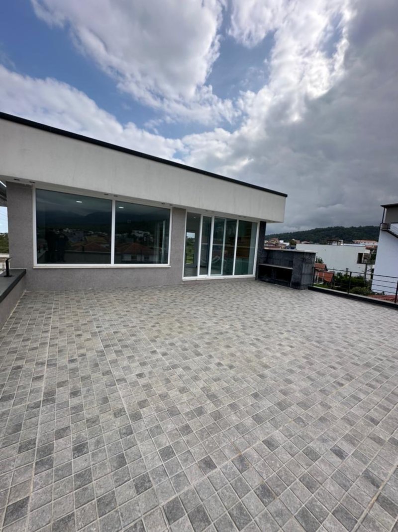 ویلا 250 متری سه خوابه در نارنج بن نوشهر13732025447