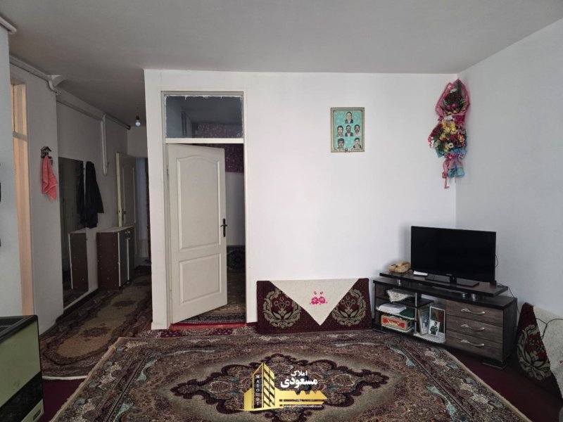 آپارتمان 70 متری دو خوابه در امیریه شهریار13742725705