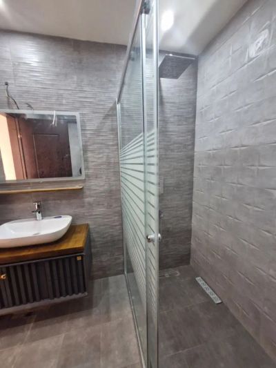 آپارتمان 123 متری سه خوابه در تهرانپارس غربی تهران