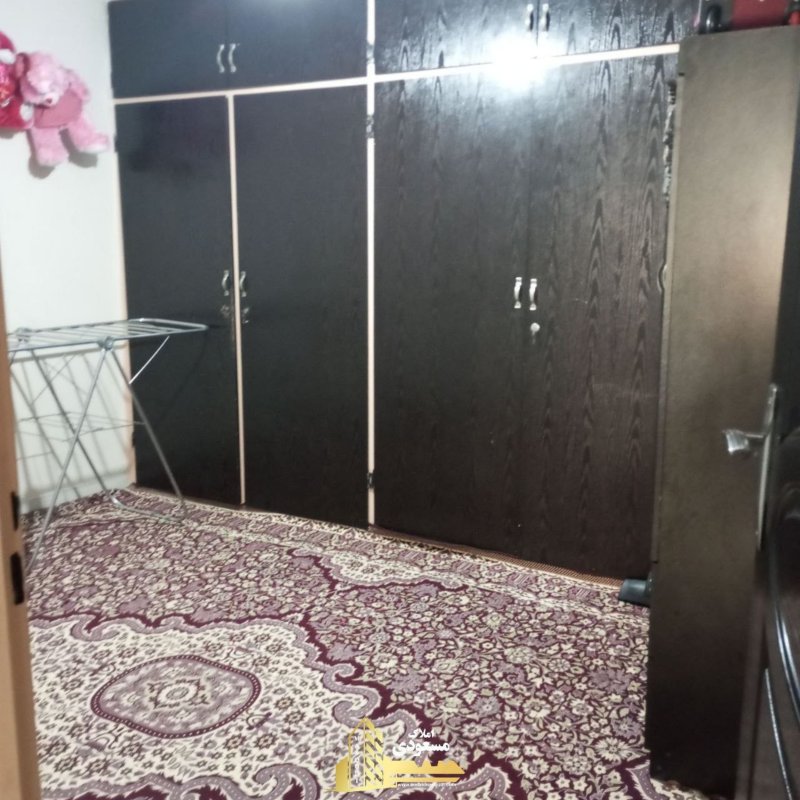 آپارتمان 80 متری یک خوابه در امیریه شهریار13741825692