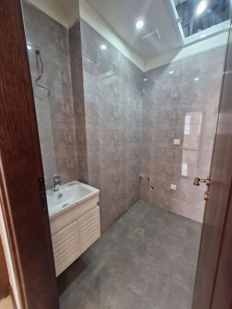 آپارتمان 123 متری سه خوابه در تهرانپارس غربی تهران13734825554