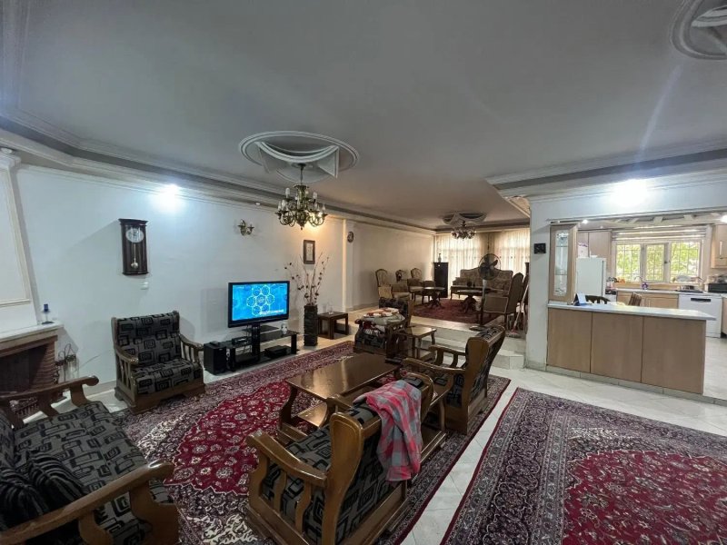 آپارتمان 145 متری سه خوابه در تهرانپارس تهران13736025608