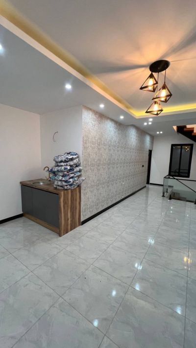 ویلا 384 متری سه خوابه در چمستان