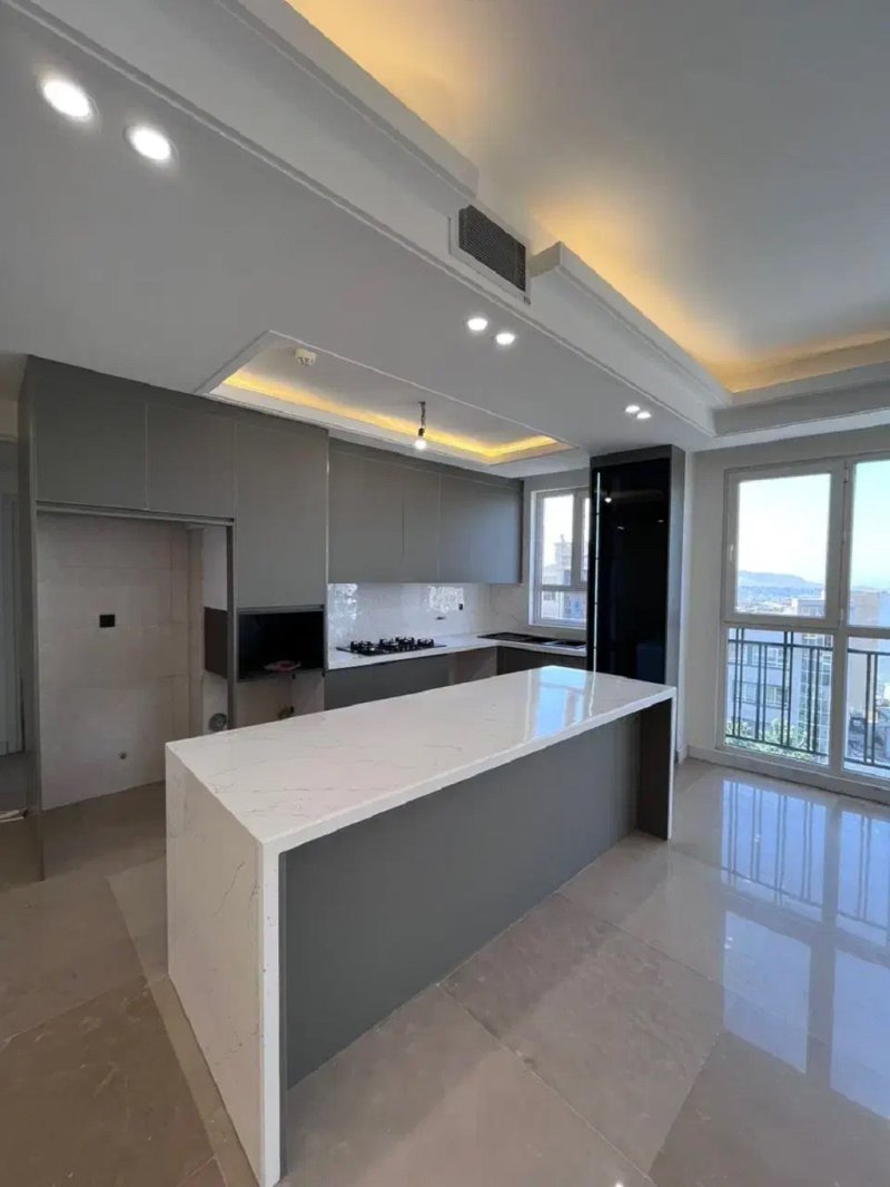 آپارتمان 105 متری دو خوابه در تهرانپارس غربی تهران13736625629