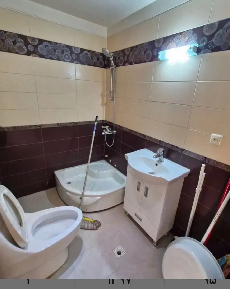 آپارتمان 95 متری دو خوابه در آجودانیه تهران13748525828