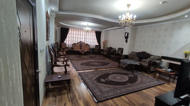 آپارتمان 165 متری سه خوابه در ولیعصر تبریز13749325846