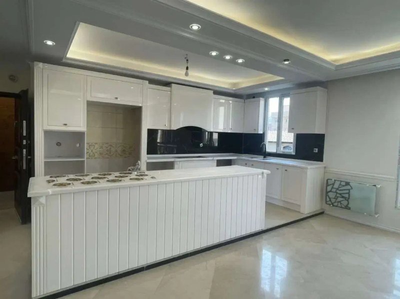 آپارتمان 110 متری دو خوابه در سعادت آباد تهران13746125770