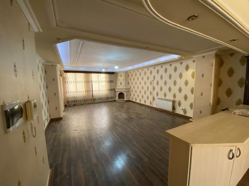 آپارتمان 115 متری دو خوابه در ولیعصر تبریز13748425814